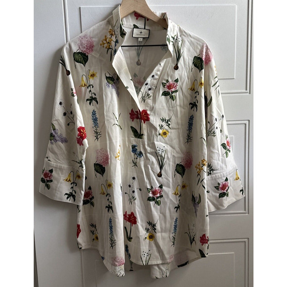 Tuckernuck Tops - Tuckernuck Willow Floral 3/4 Sleeve Collared Crystal Button Popover Size Large.